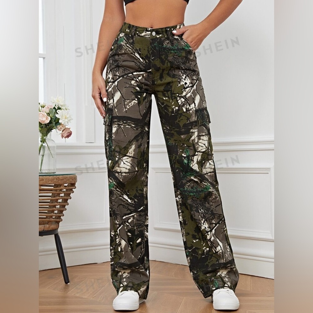 Camo pants